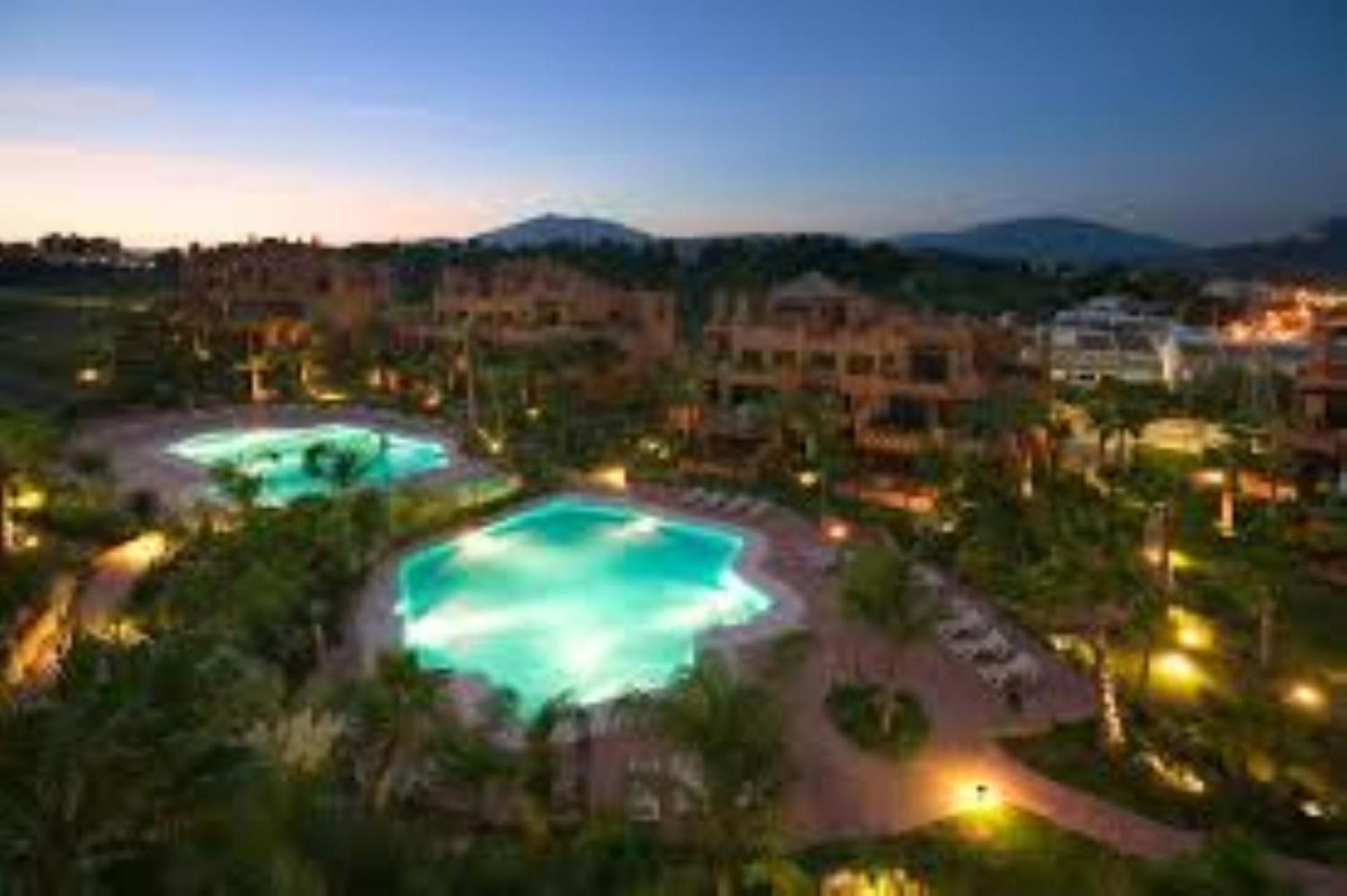 Aloha Hill Club Lluxury 5 Star Golf Resort Near Puerto Banus And 마르베야 외부 사진