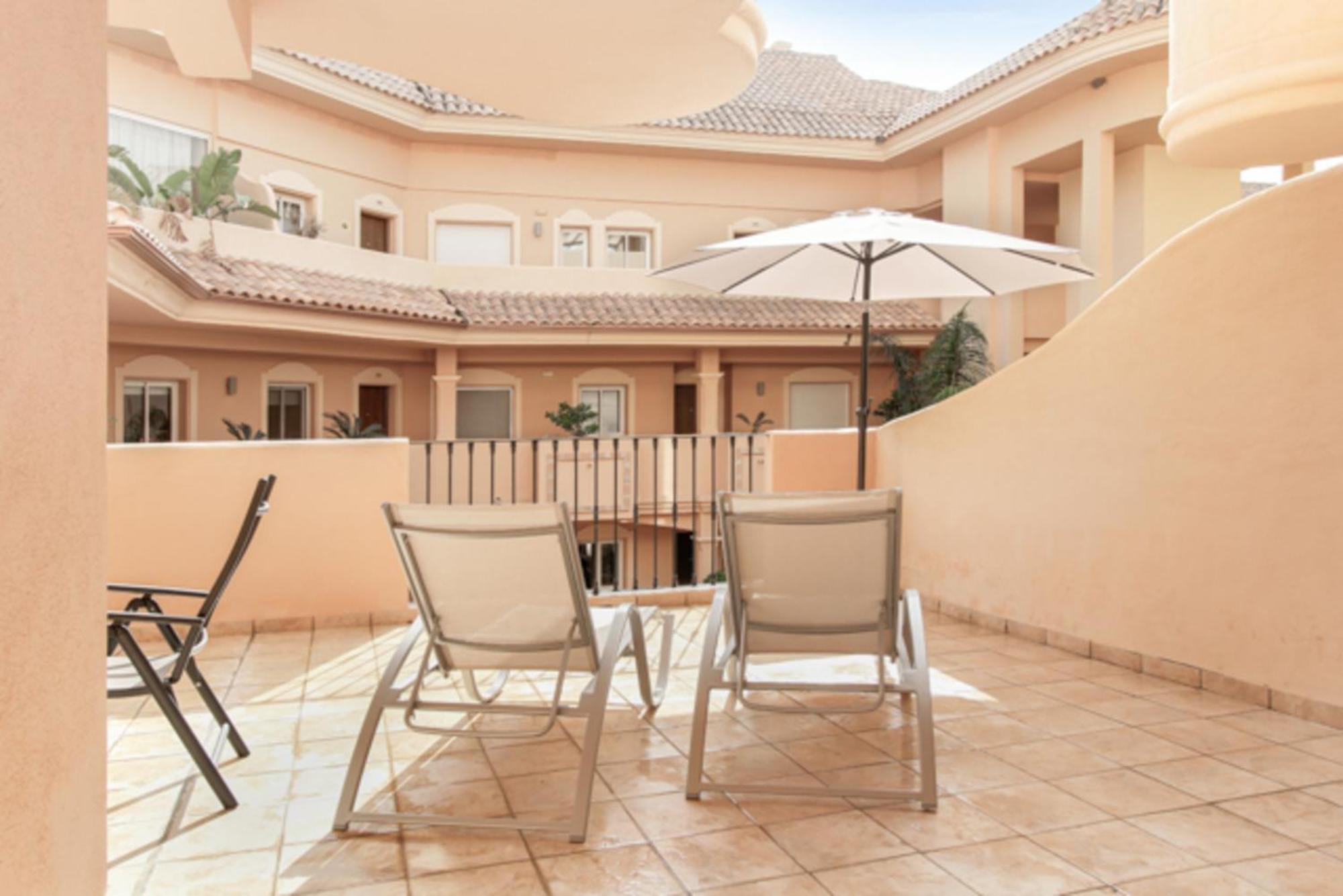 Aloha Hill Club Lluxury 5 Star Golf Resort Near Puerto Banus And 마르베야 외부 사진