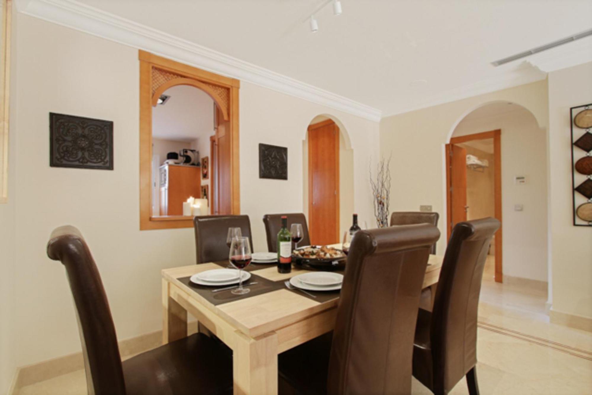 Aloha Hill Club Lluxury 5 Star Golf Resort Near Puerto Banus And 마르베야 외부 사진