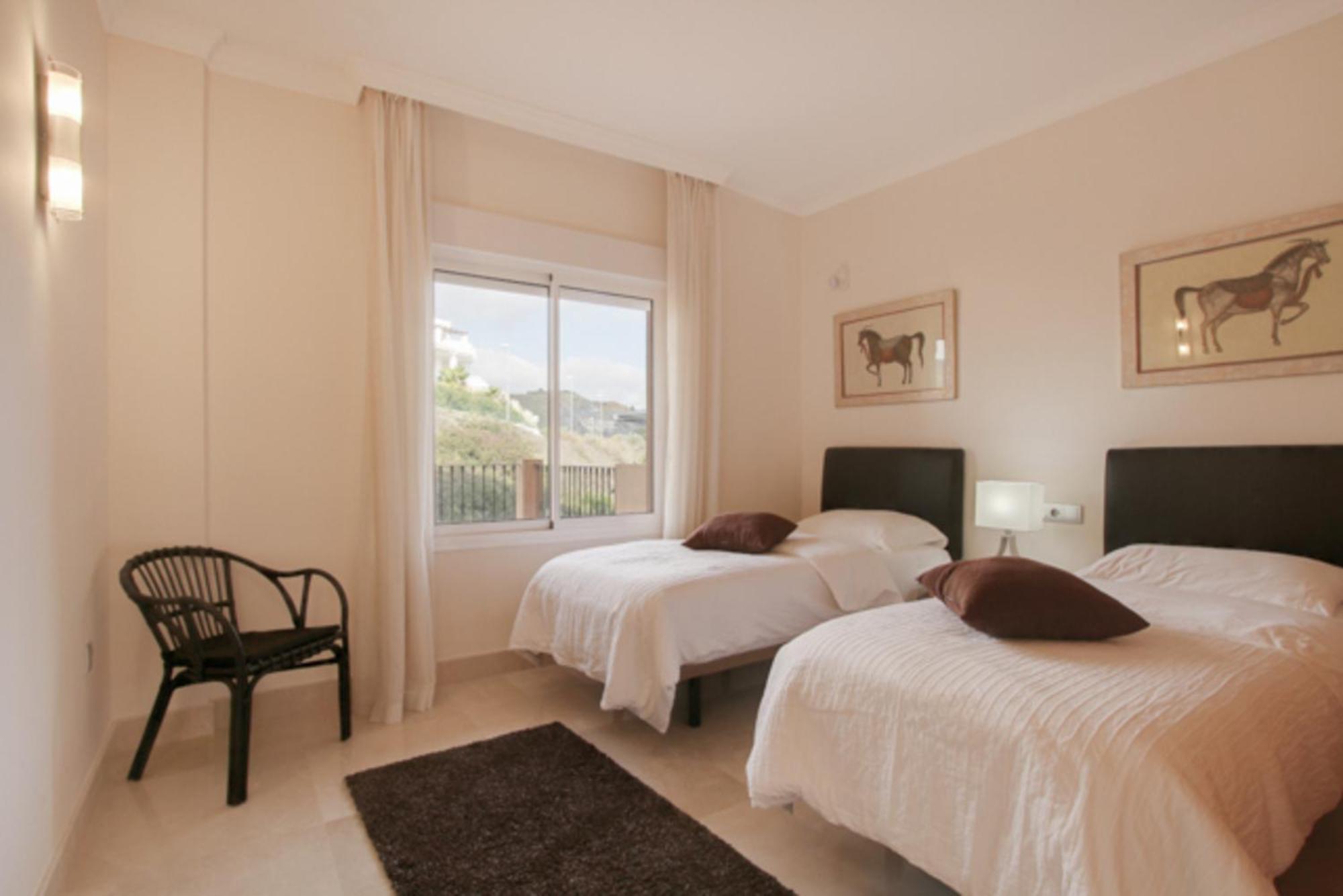 Aloha Hill Club Lluxury 5 Star Golf Resort Near Puerto Banus And 마르베야 외부 사진