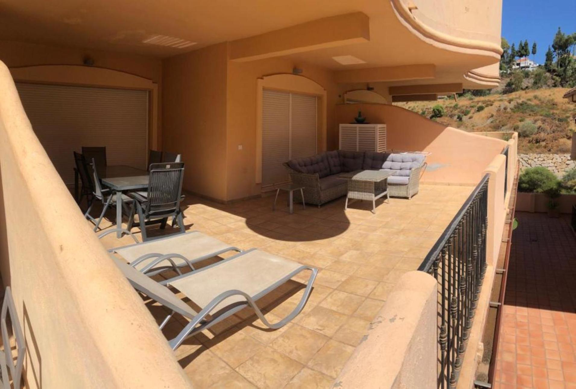 Aloha Hill Club Lluxury 5 Star Golf Resort Near Puerto Banus And 마르베야 외부 사진